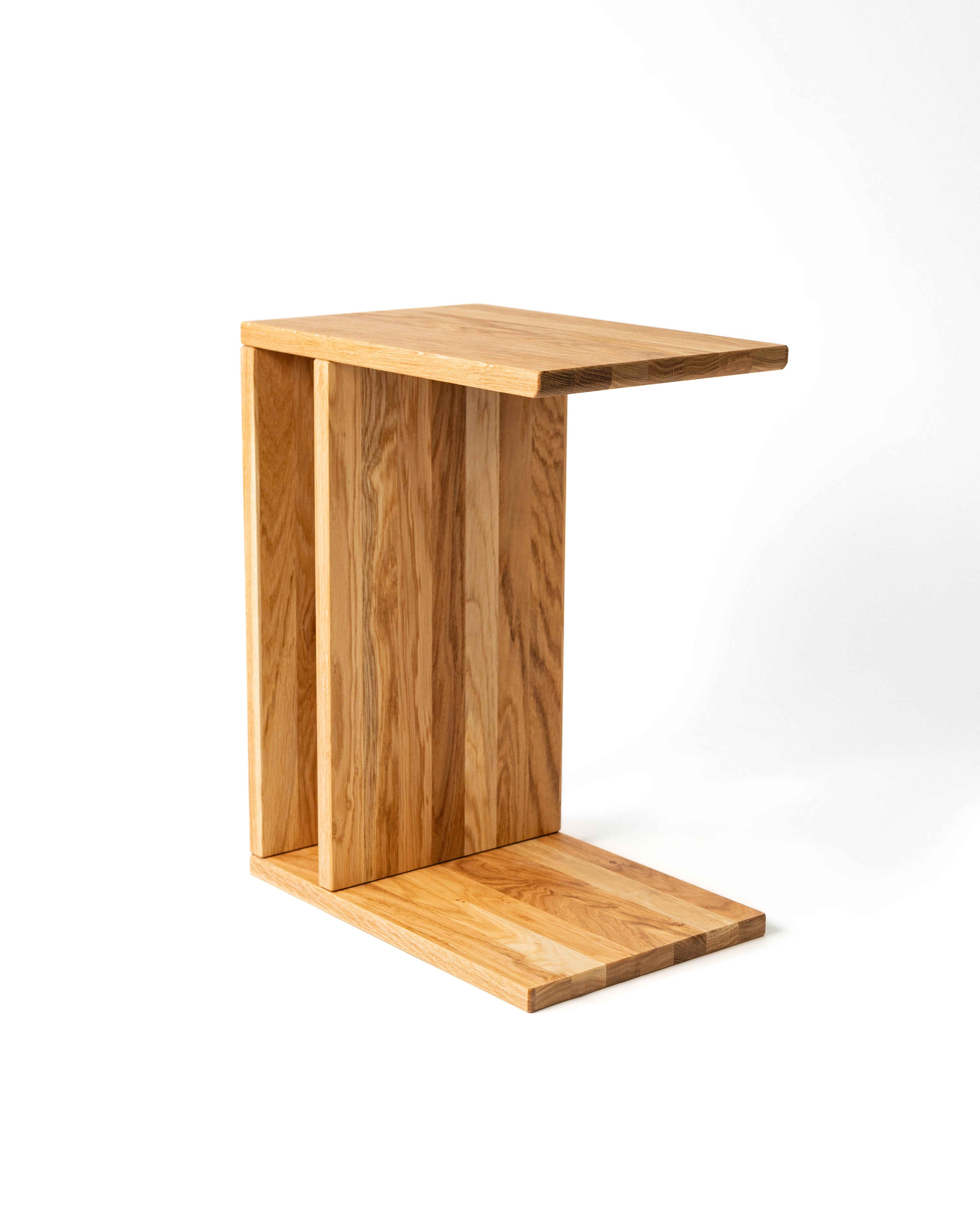 Stolik boczny 01 Dabov – stolik do salonu z litego drewna, dąb i olcha